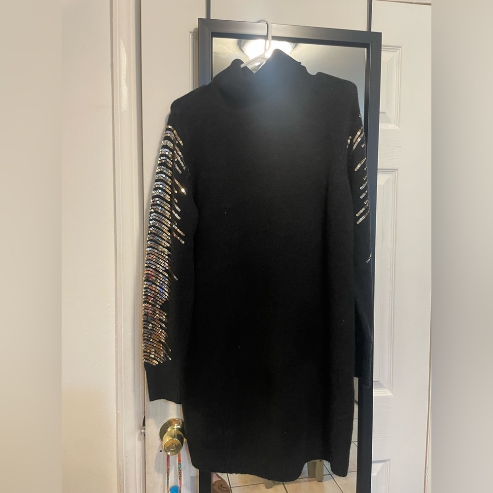 Sequin arms turtle neck dress